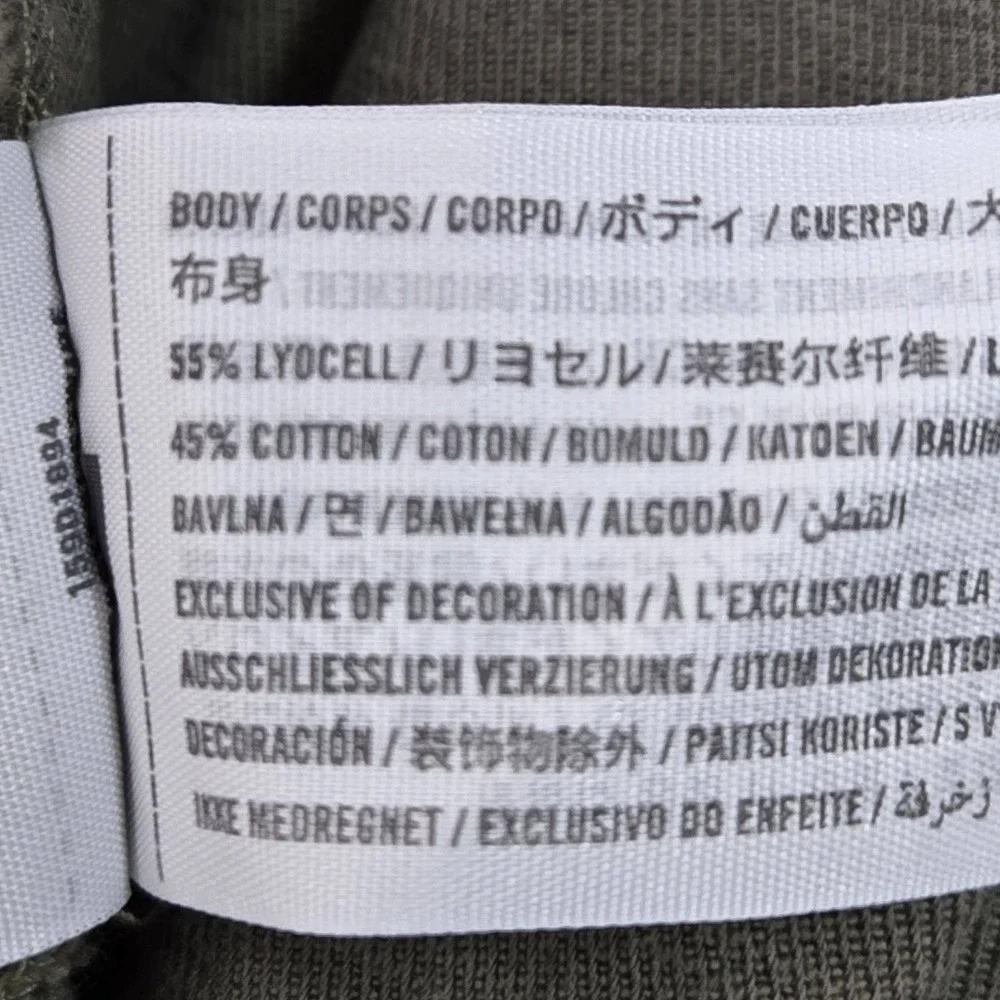 Abercrombie & Fitch *please carefully